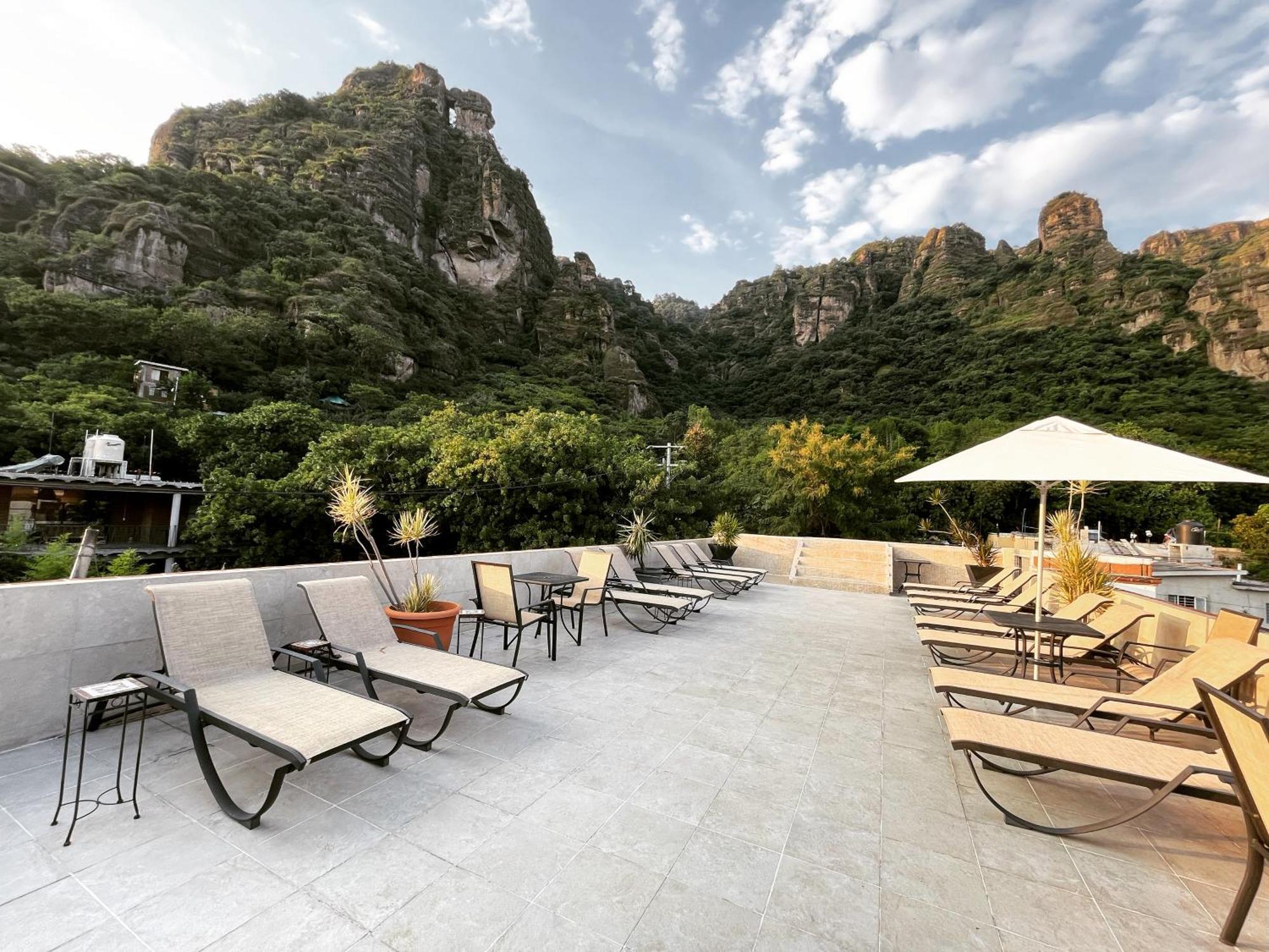 Hotel Hacienda Ventana Del Cielo Tepoztlan Bagian luar foto