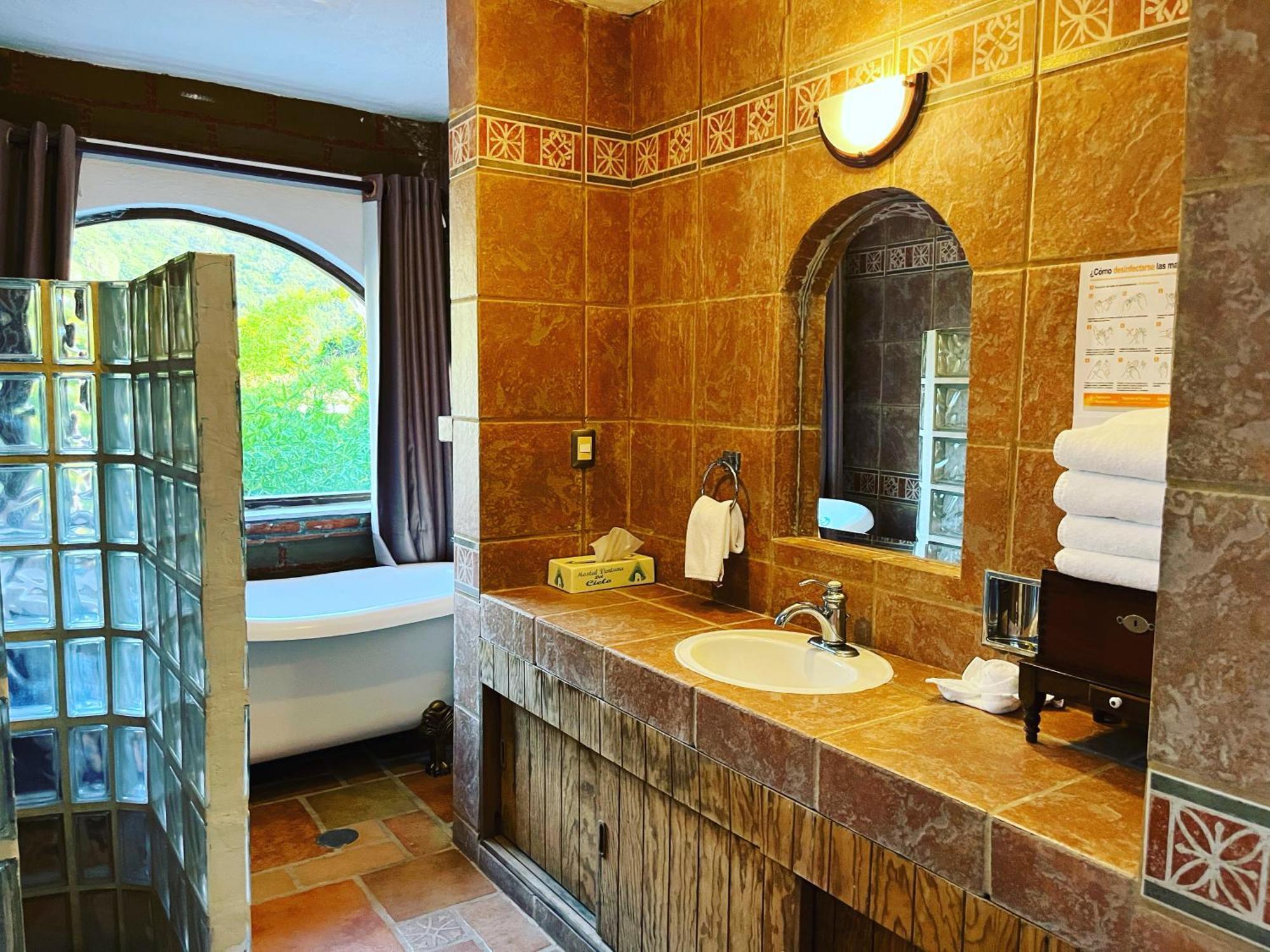 Hotel Hacienda Ventana Del Cielo Tepoztlan Bagian luar foto
